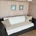 Buqez Eco - 2 And 8 - Seaview, New Wifi! *