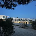 Buqez Eco - 2 And 8 - Seaview, New Wifi! Feriehus