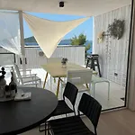 Buqez Eco - 2 And 8 - Seaview, New Wifi!