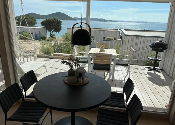 Buqez Eco - 2 And 8 - Seaview, New Wifi! ドラゲ