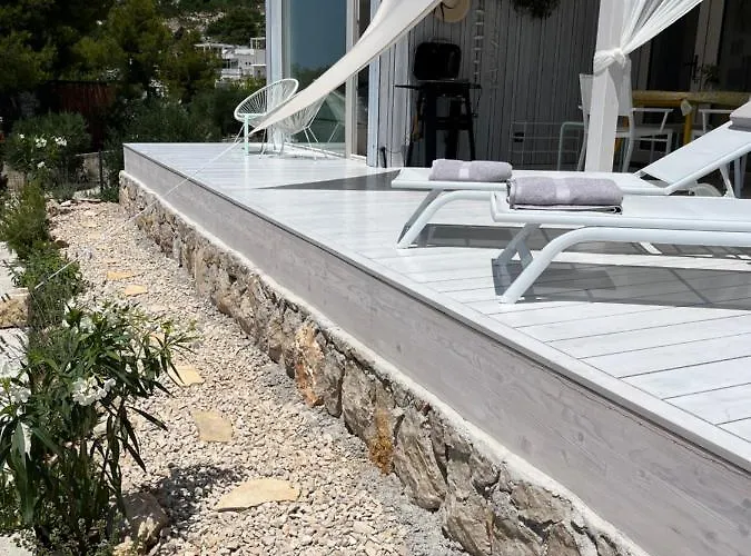 Nyaraló Buqez Eco - 2 And 8 - Seaview, New Wifi! *