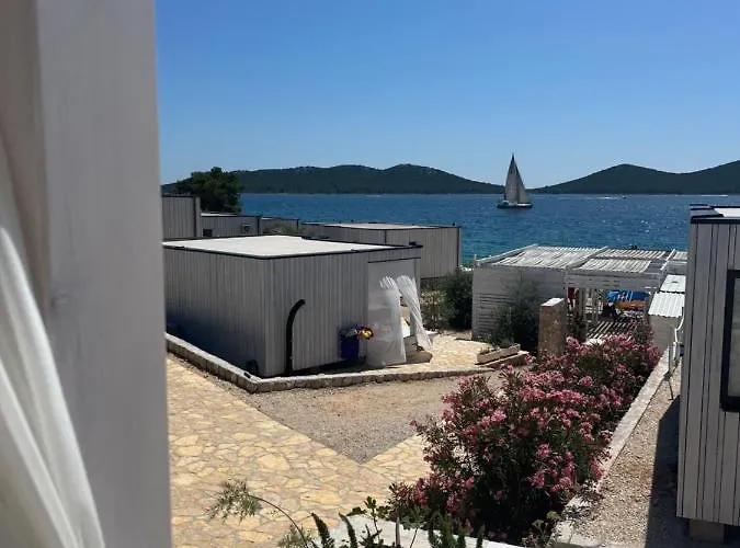 Buqez Eco - 2 And 8 - Seaview, New Wifi! 度假居 德拉格