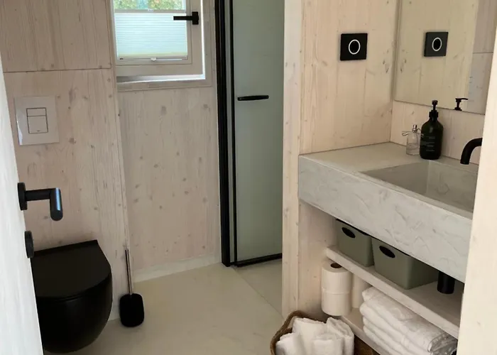 Buqez Eco - 2 And 8 - Seaview, New Wifi! 德拉格