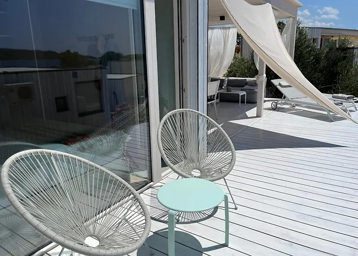 Buqez Eco - 2 And 8 - Seaview, New Wifi! 德拉格