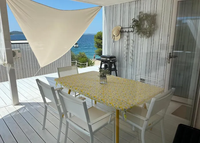 Buqez Eco - 2 And 8 - Seaview, New Wifi! 德拉格